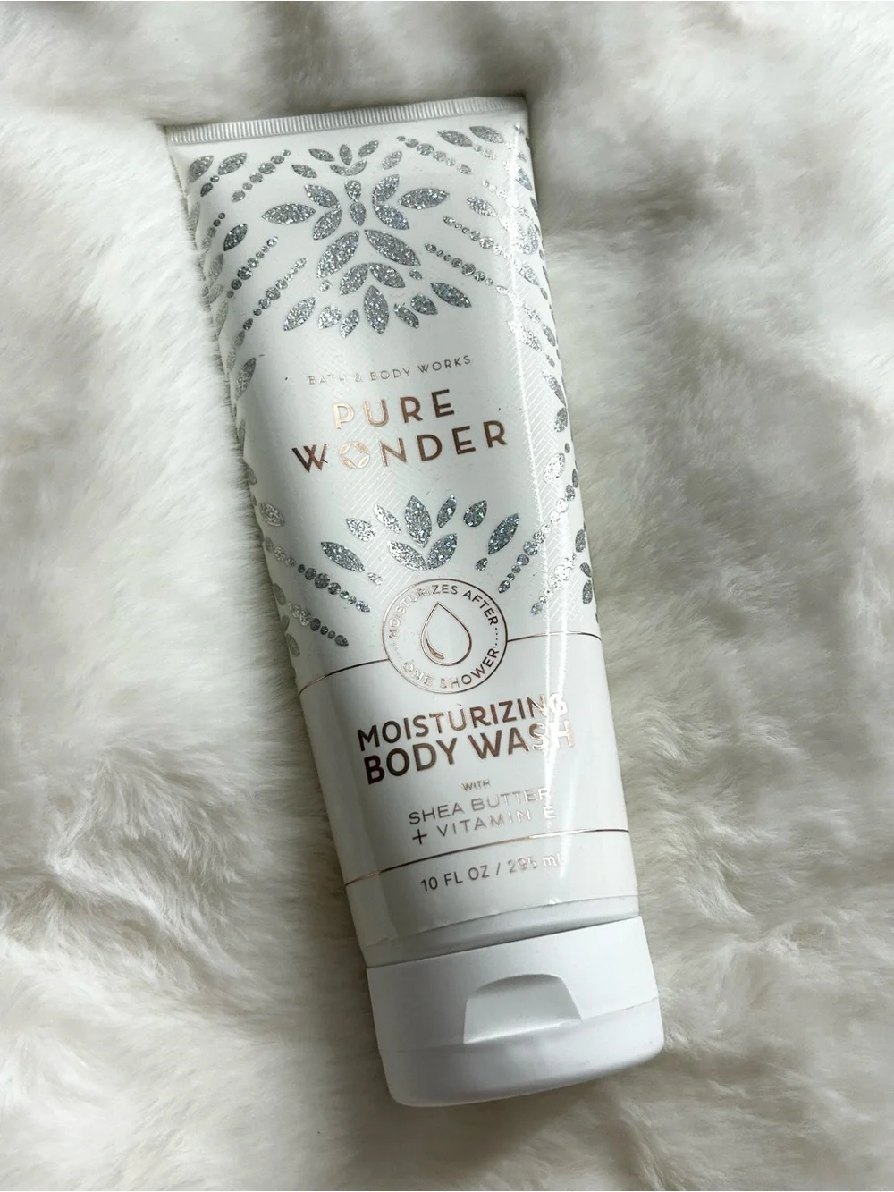 Bath & Body Works Pure Wonder Moisturizing Body Wash - White & Silver
